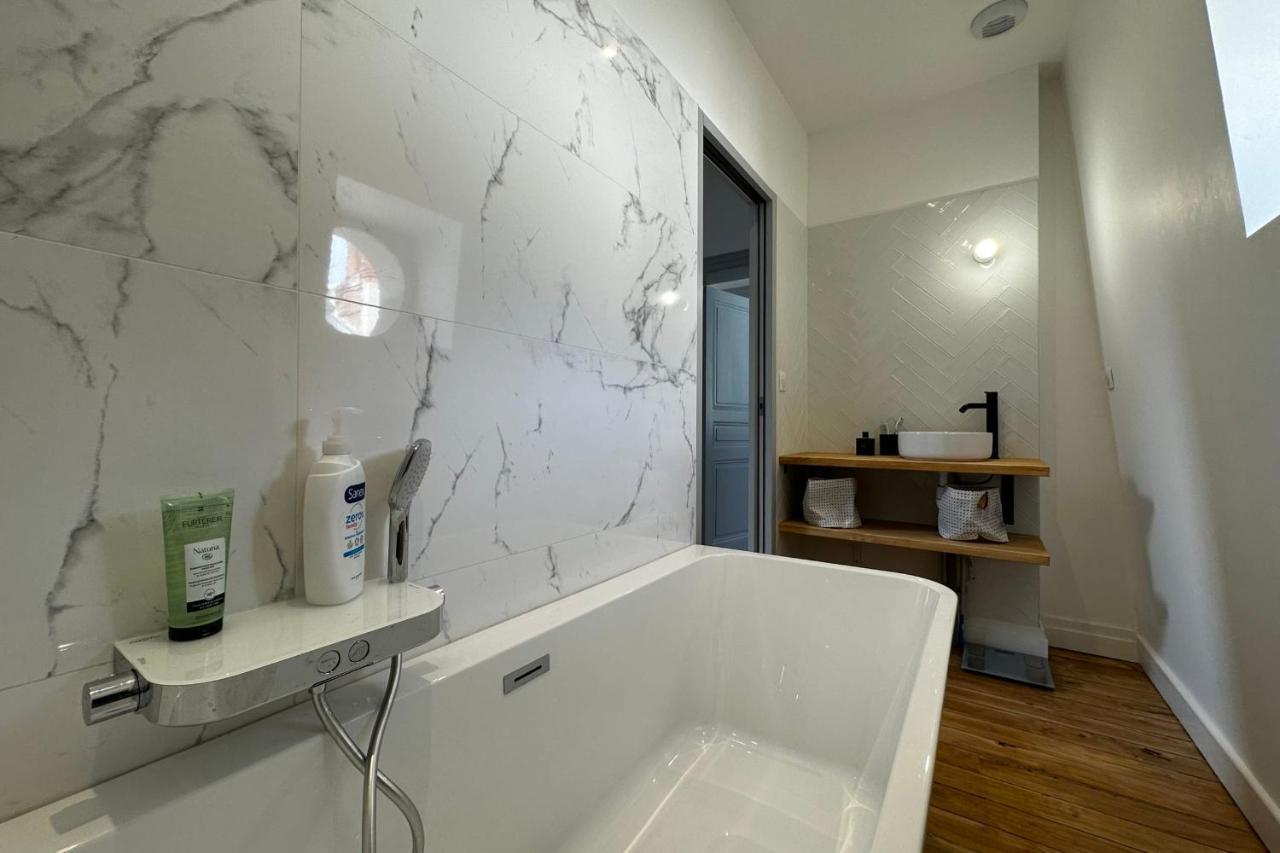 In The Beautiful Districts Of Tours A "Particular" With Great Comfort Villa Екстериор снимка